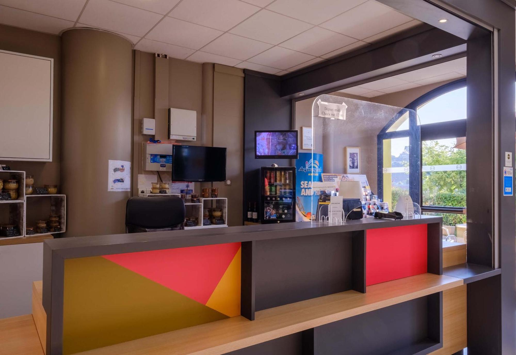 B&B Hotel Villeneuve Loubet Village 외부 사진